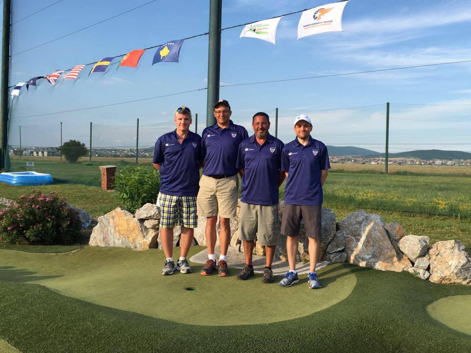 USA Minigolf Team in Kosovo